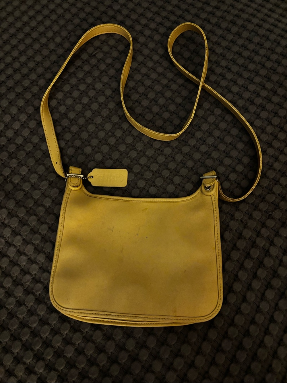 Vintage Coach Slim Mini Hippie Flap Bag no. 9142 Made In USA Leather Cream bone
